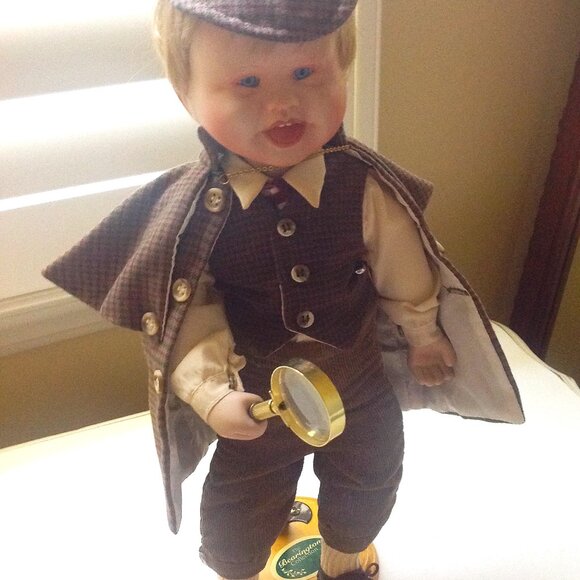 Vintage "Little Sherlock" Porcelain Doll from the "Born to be Famous" Collec - Picture 1 of 5